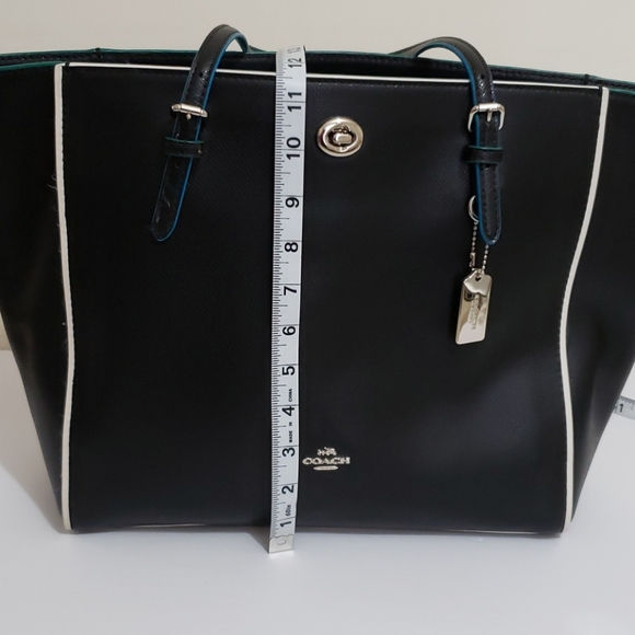 Coach Tote Bag - Picture 6 of 8